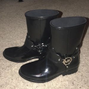 Michael Kors Rainboots!